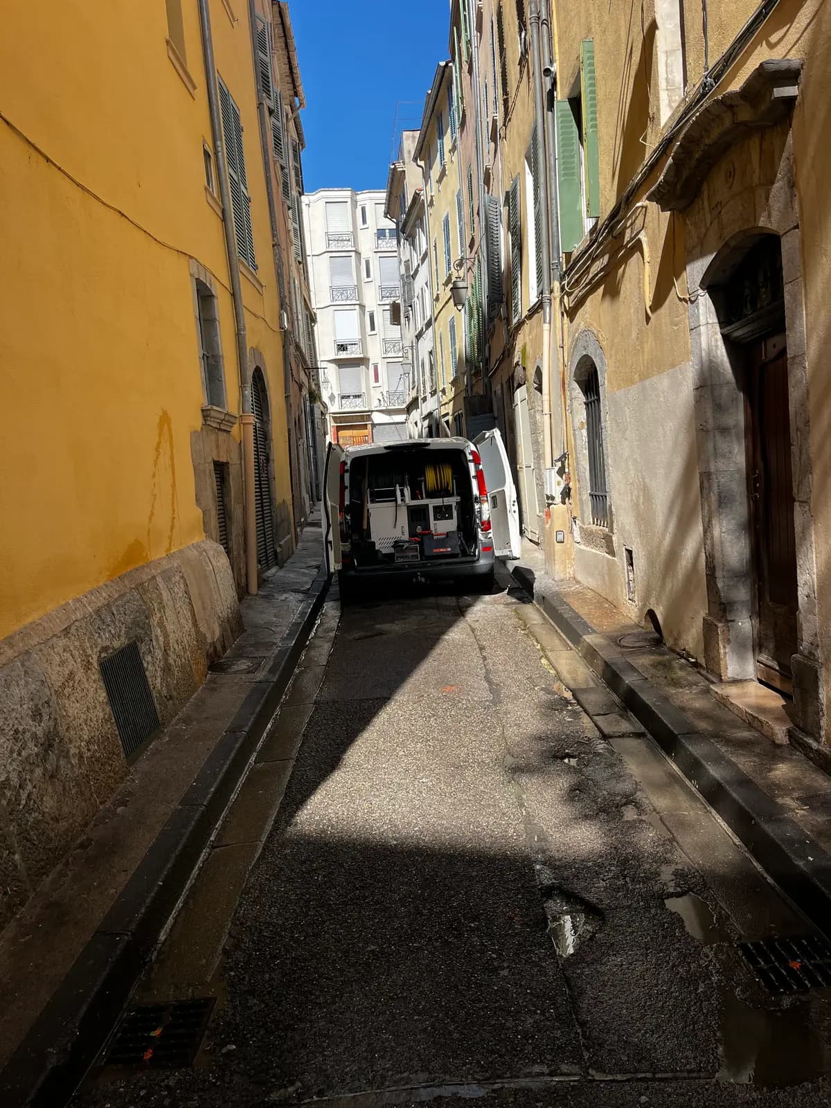 Debouchage WC à Aiguines — avant intervention