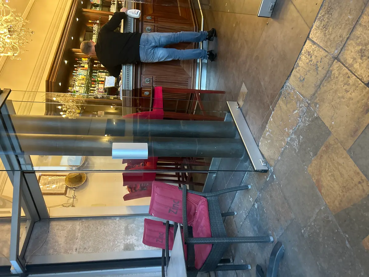 Debouchage canalisation à Bormes-les-Mimosas — avant intervention